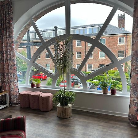 Stunning 2 Bedroom Apartment Glasgow Exterior foto