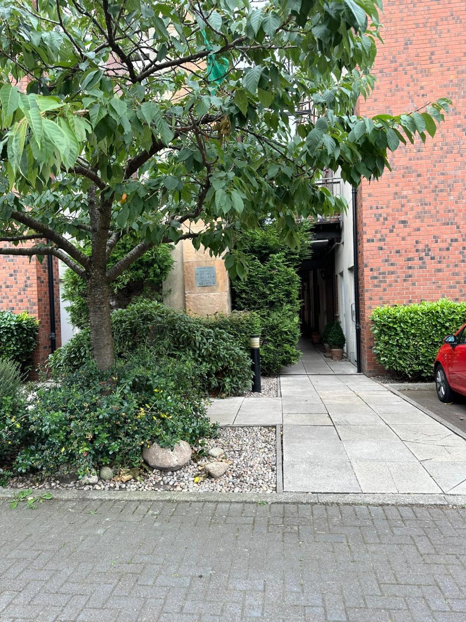 Stunning 2 Bedroom Apartment Glasgow Exterior foto